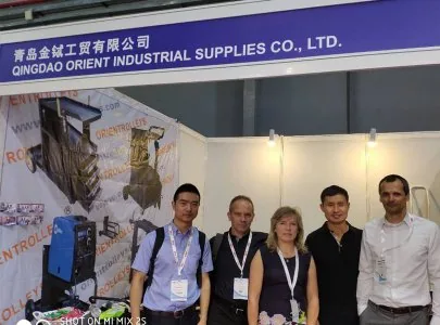 Customer visit at our Qingdao factory, photo 2